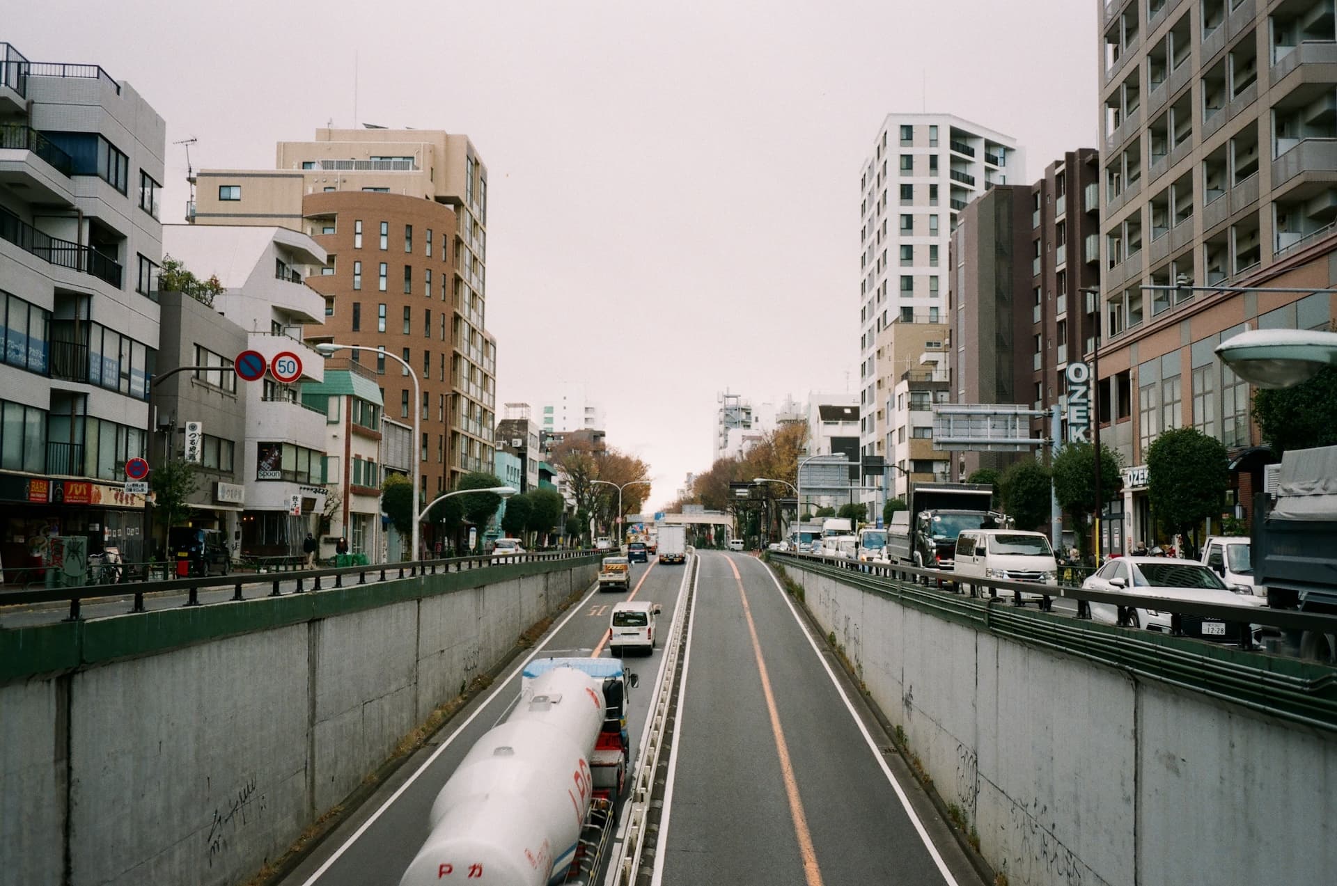 Tokyo on Sun, December 15, 2024 by cle (Christian Le)